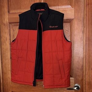 Ariat Men’s Crius Conceal pocket vest